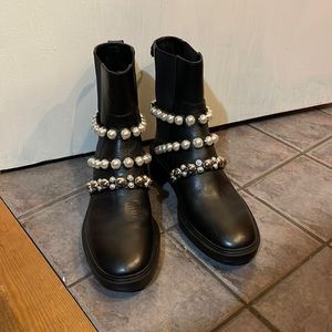 Leather Pearl strap Zara Chelsea boots